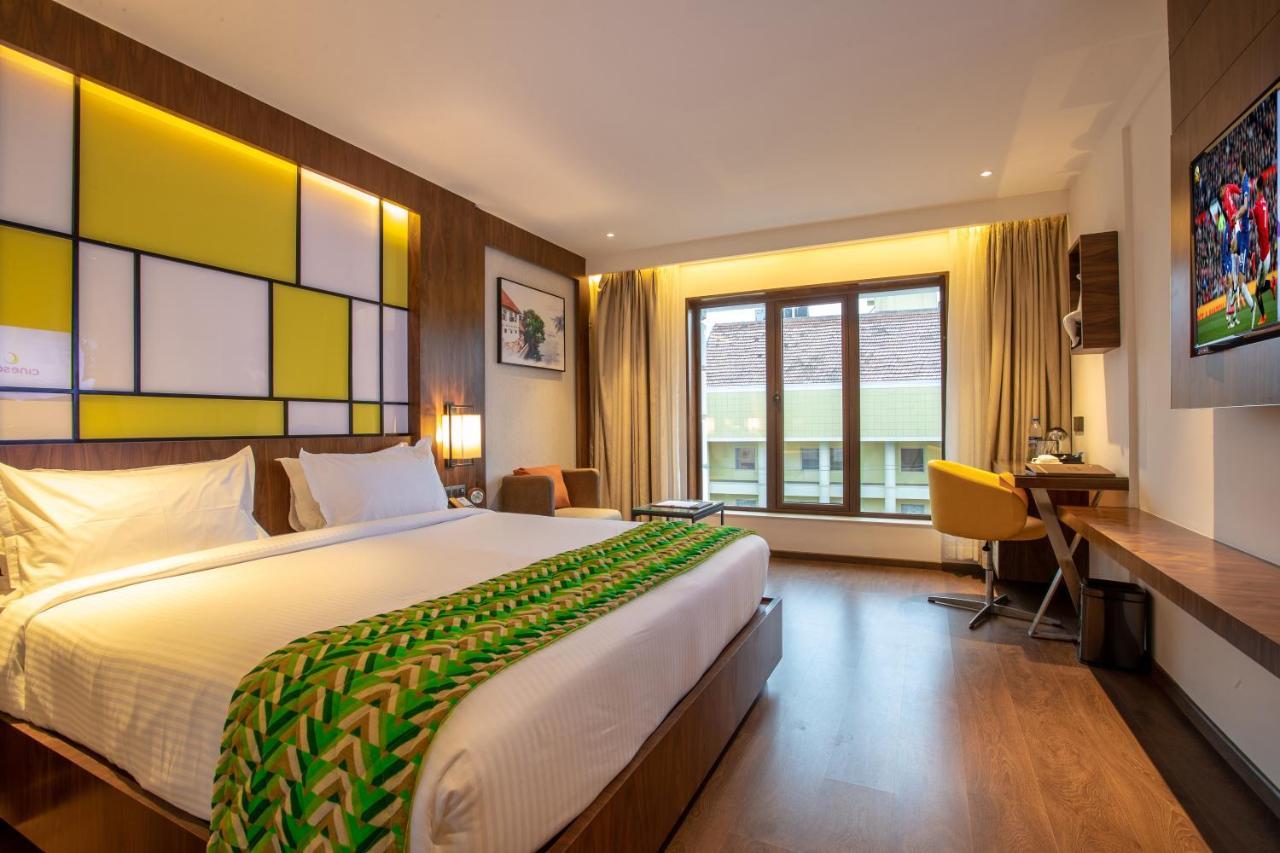 Hotel Span International Коччи Экстерьер фото